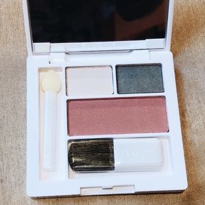 NEW Clinique Eyeshadow Blush Palette✨